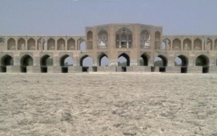 Workshop di Progettazione Cambiamento climatico e spazio urbano. H2O Multilevel Rivers Zayanderud|Isfahan, Bisagno|Genova, Guadalmedina|Malaga 